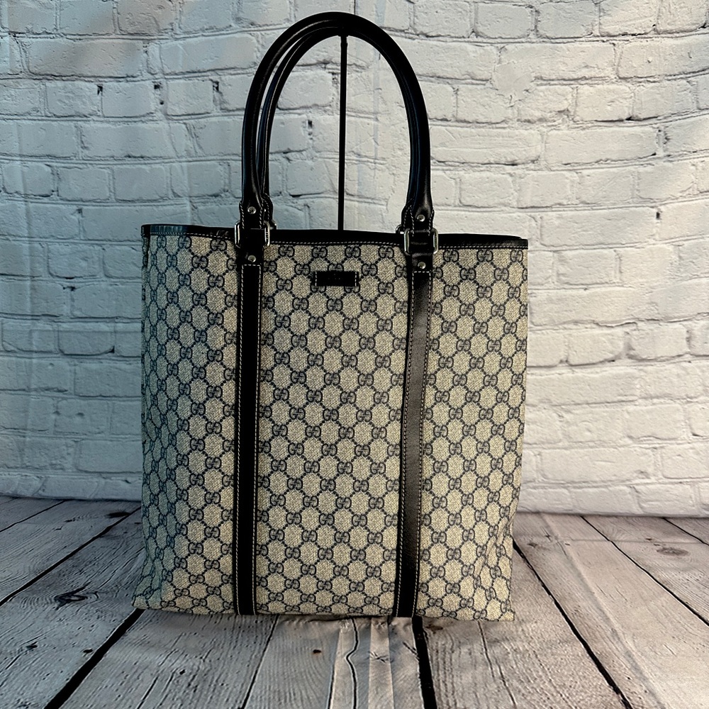 ❌SOLD❌Authentic Vintage Gucci Joy Tote